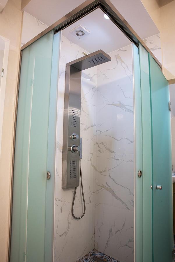 Edward Luxury Suites Chania  ภายนอก รูปภาพ
